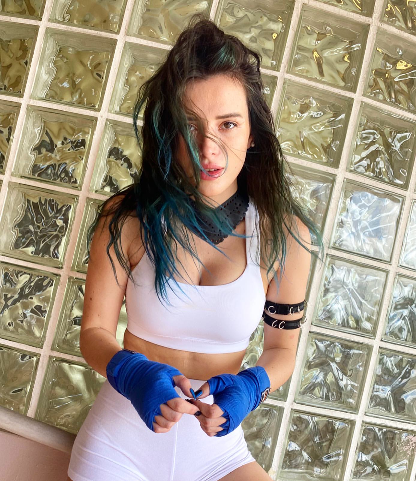 Fotos n°2 : Bella Thorne est lista para luchar
