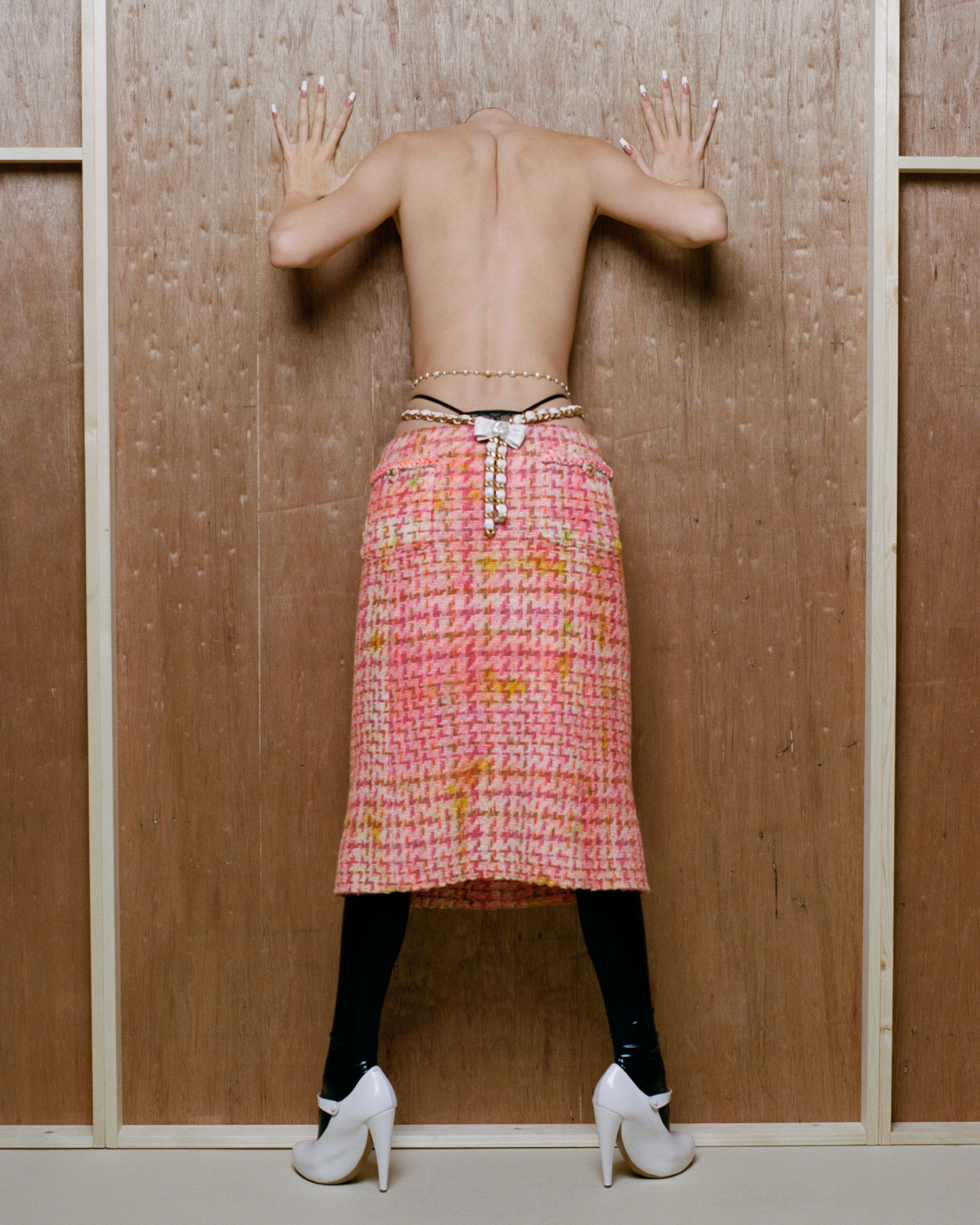 Kendall Jenner suelta sus extremidades para Garage Mag - Photo 8