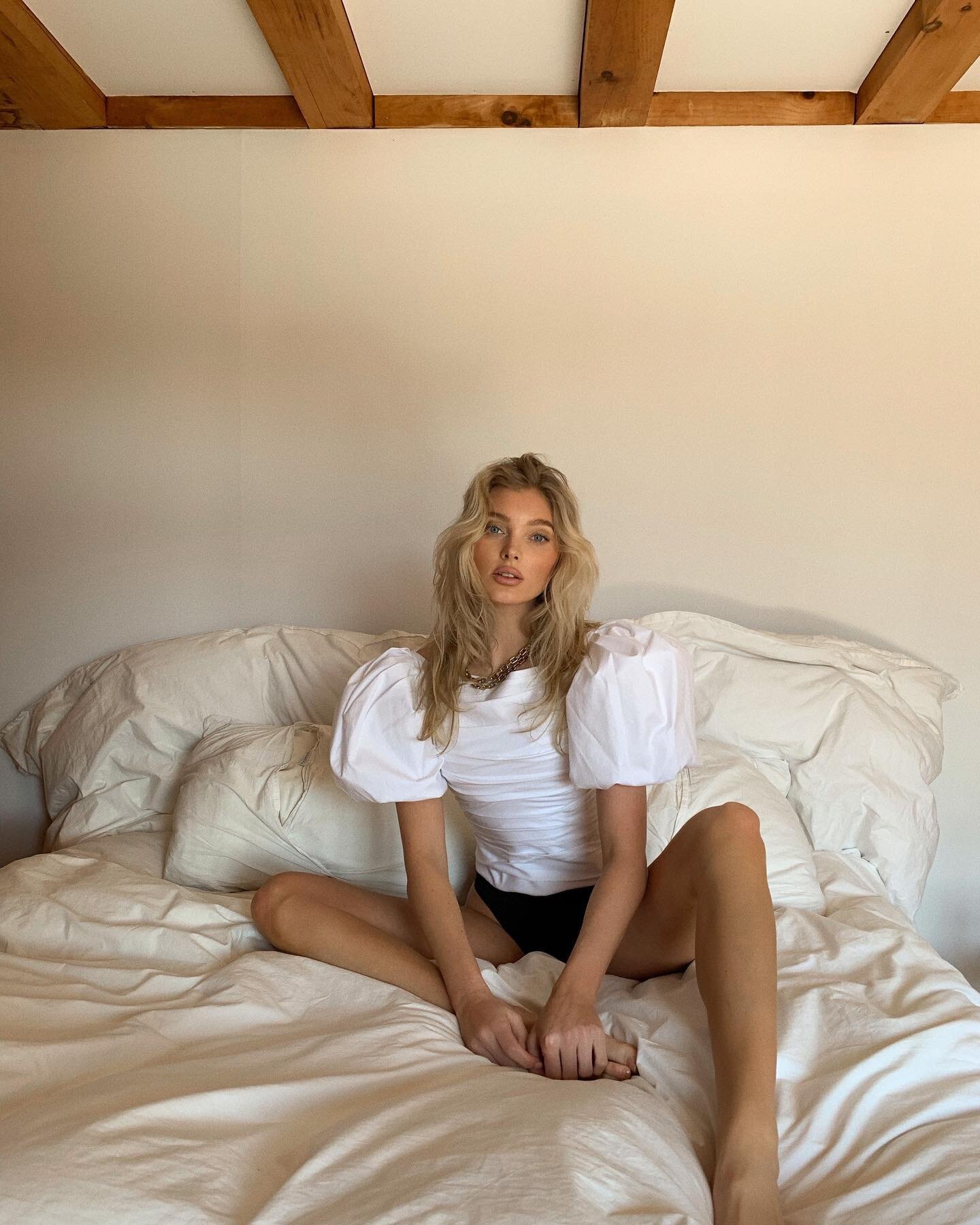 Photos n°5 : In Bed with Elsa Hosk!