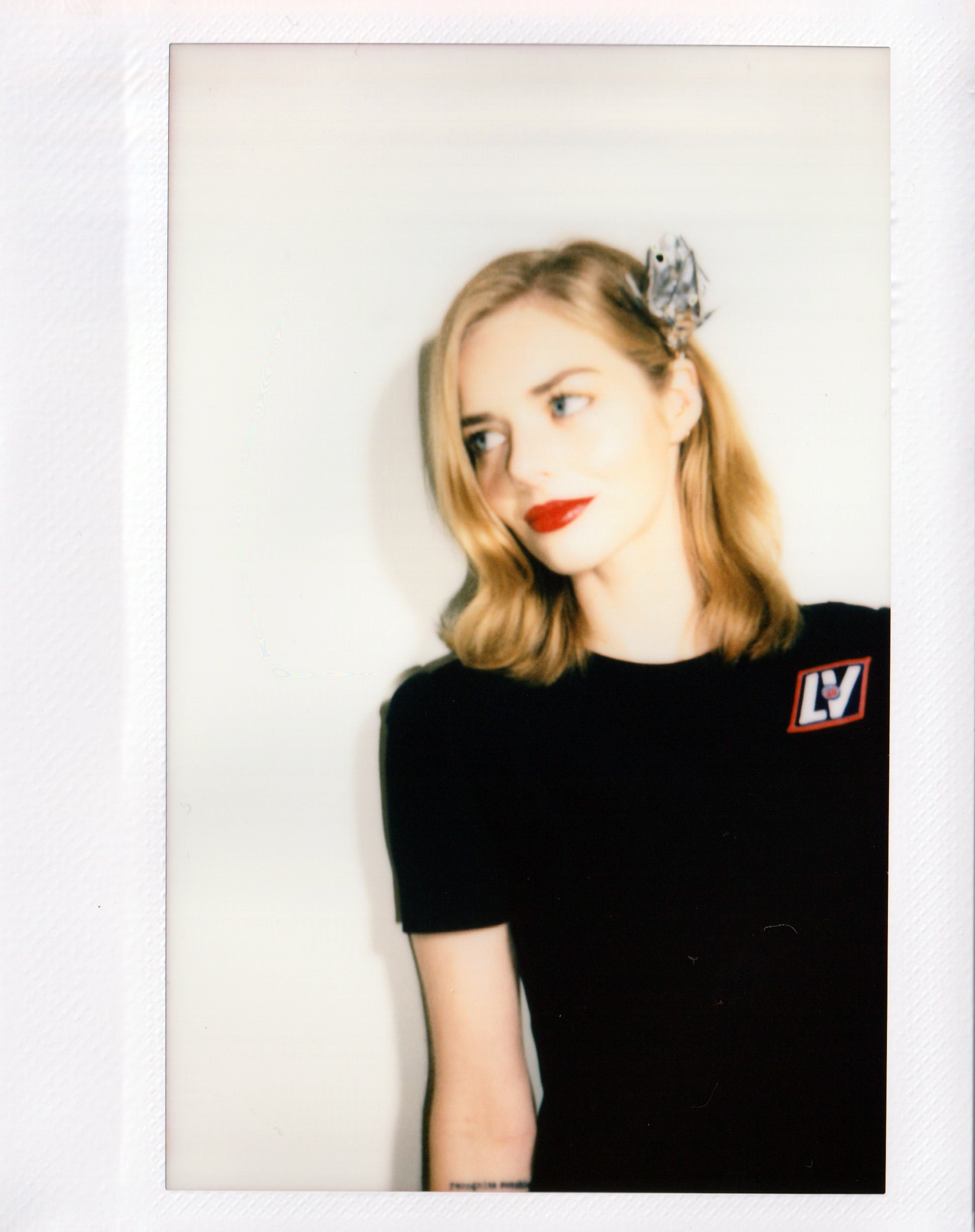 Photos n°4 : Samara Weaving Polaroids!