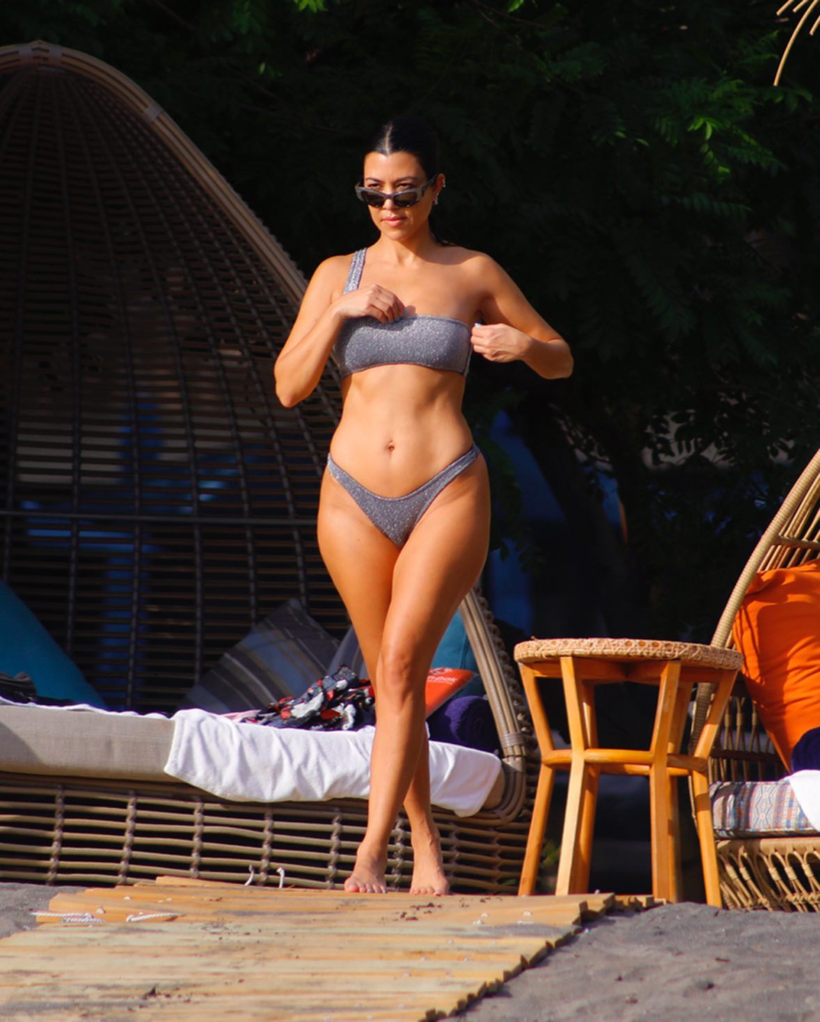 Photo n°3 : Kourtney Kardashian dit qu?elle n?est pas enceinte - juste gros!
