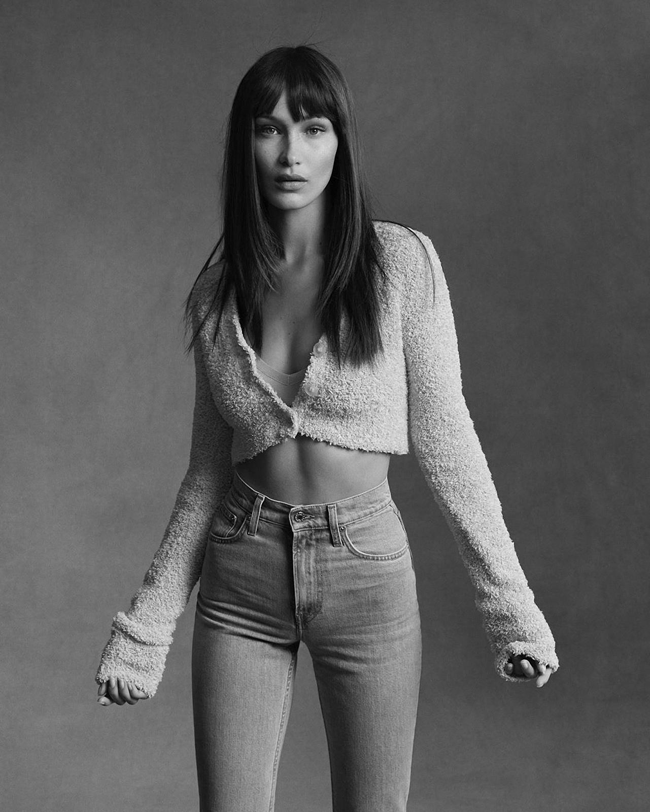 Photos n°4 : Bella Hadid in Black and White!