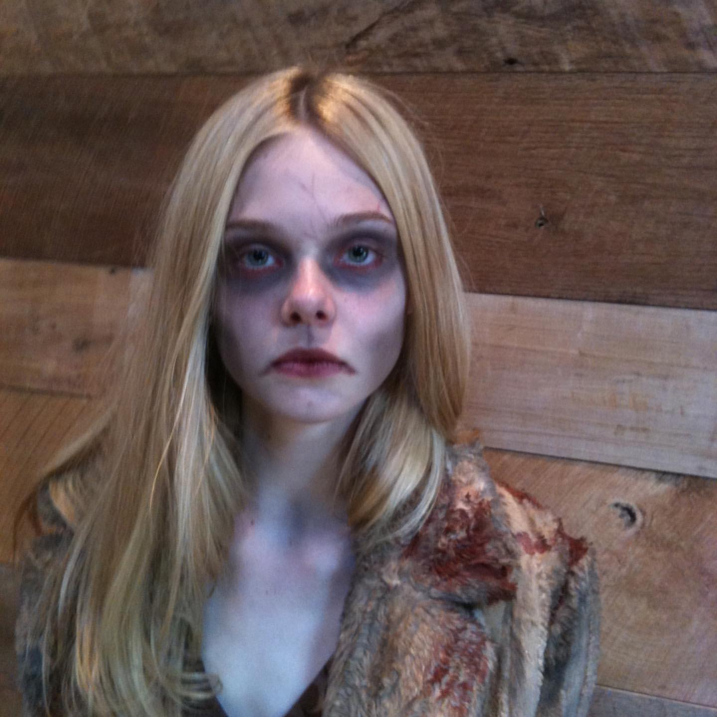 Elle Fanning is Scaring Me! - Photo 1
