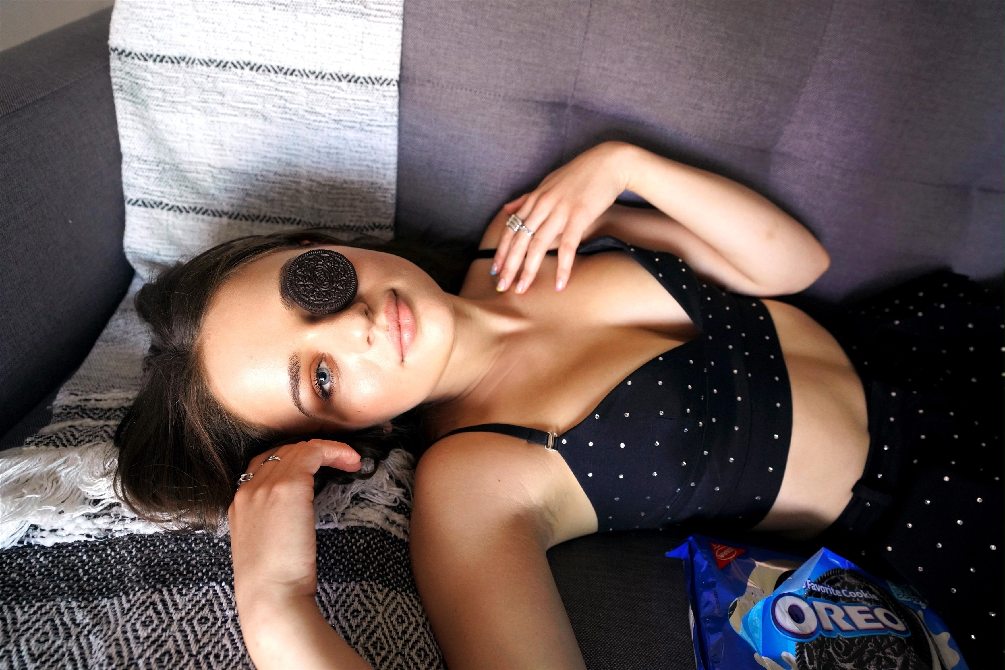 Joey King is Getting Sensual With an Oreo! - Photo 10