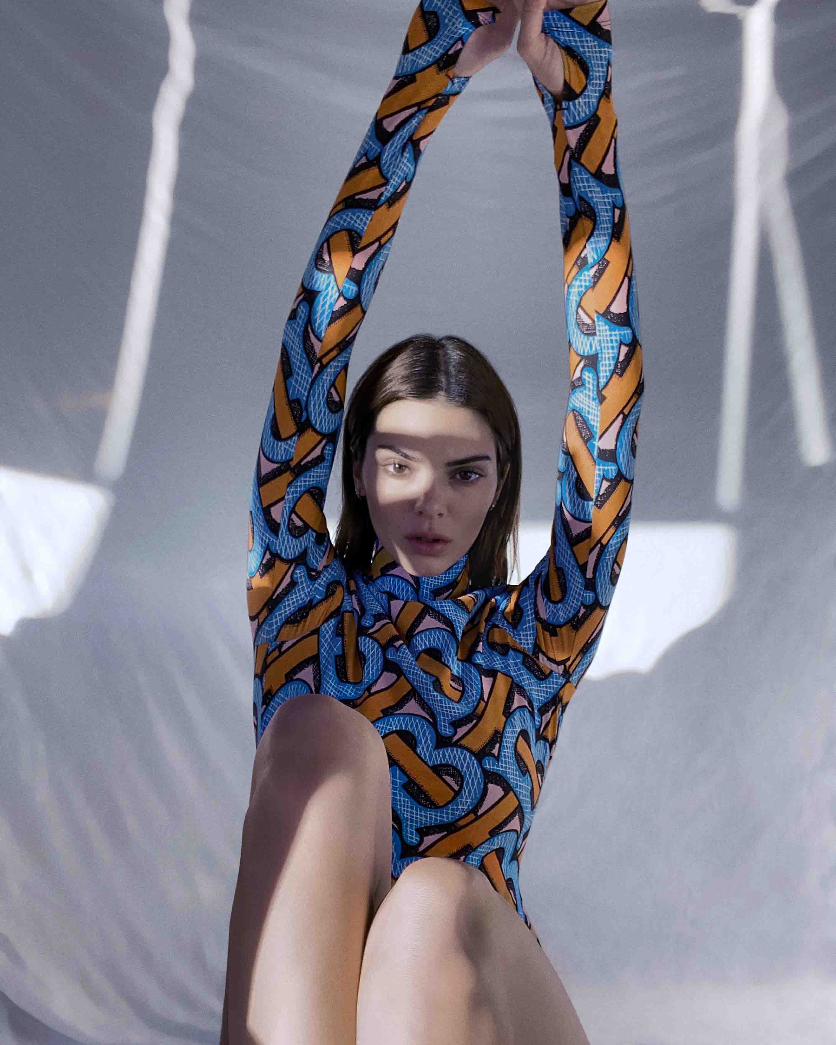 Photos n°7 : Kendall Jenner the Avatar!