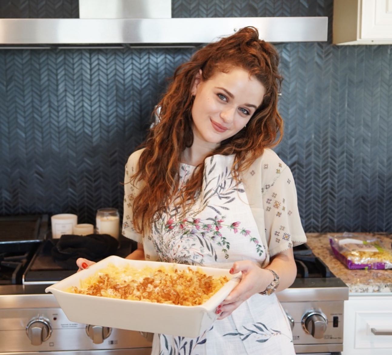 Joey King Gets Down in the Kitchen! - Photo 1