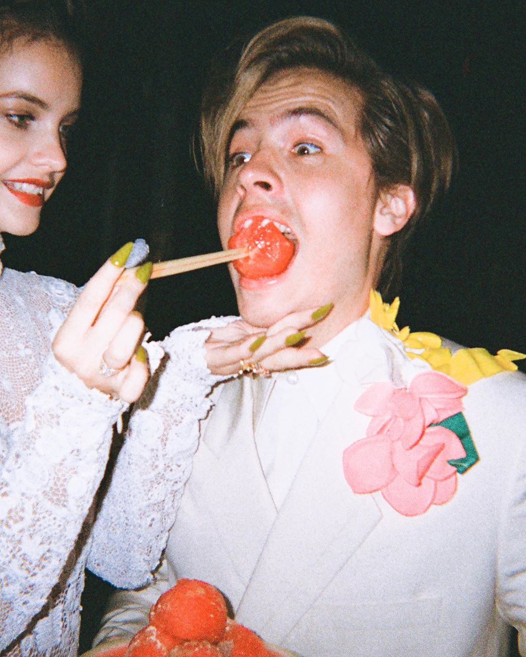 Photos n°21 : Barbara Palvin and Dylan Sprouse Hit the Cover!