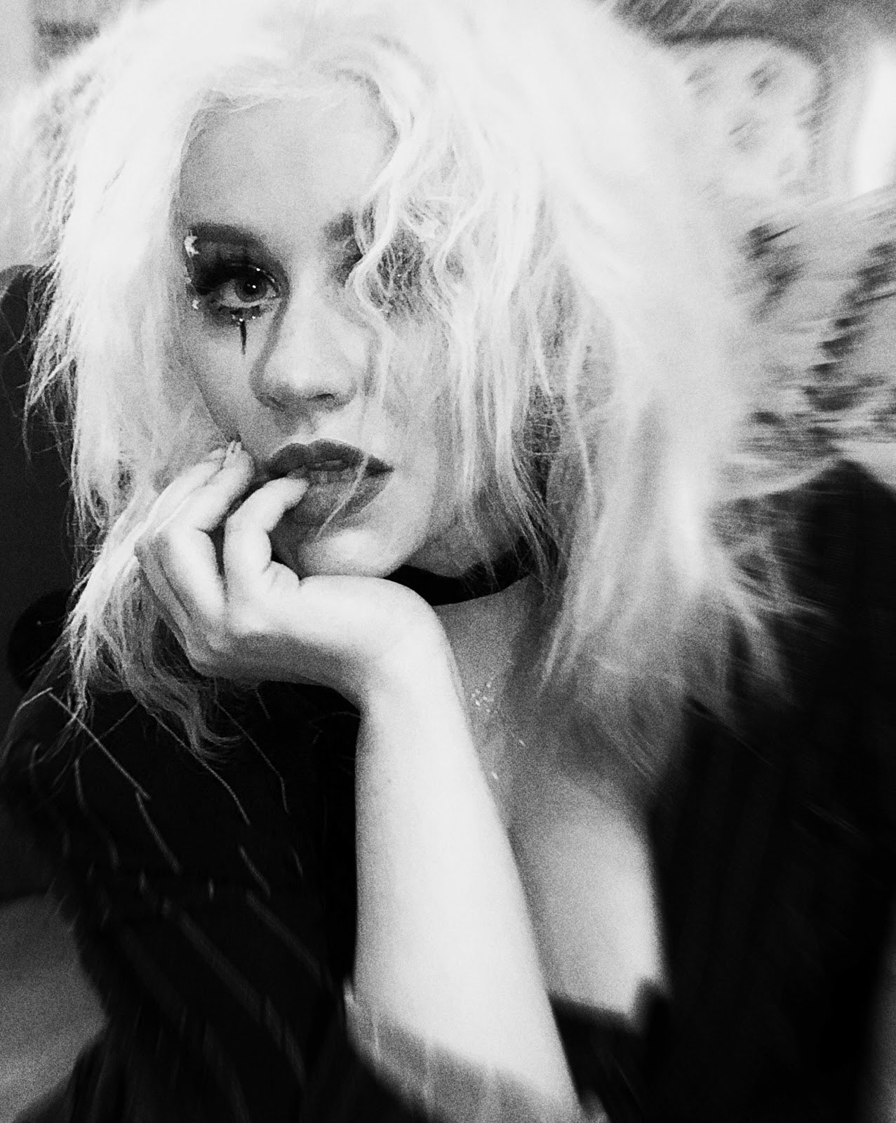 Photo n°3 : Christina Aguilera devient Spooky!