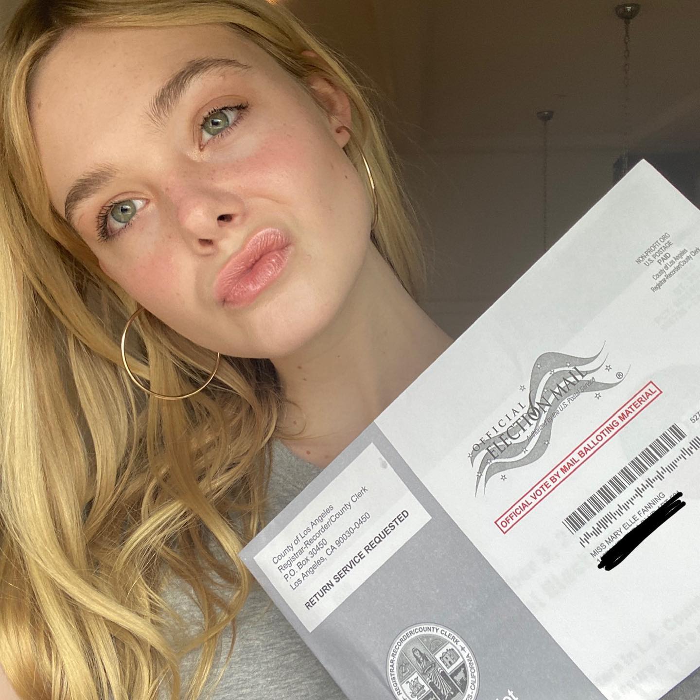 Celebs Who Voted! - Photo 20