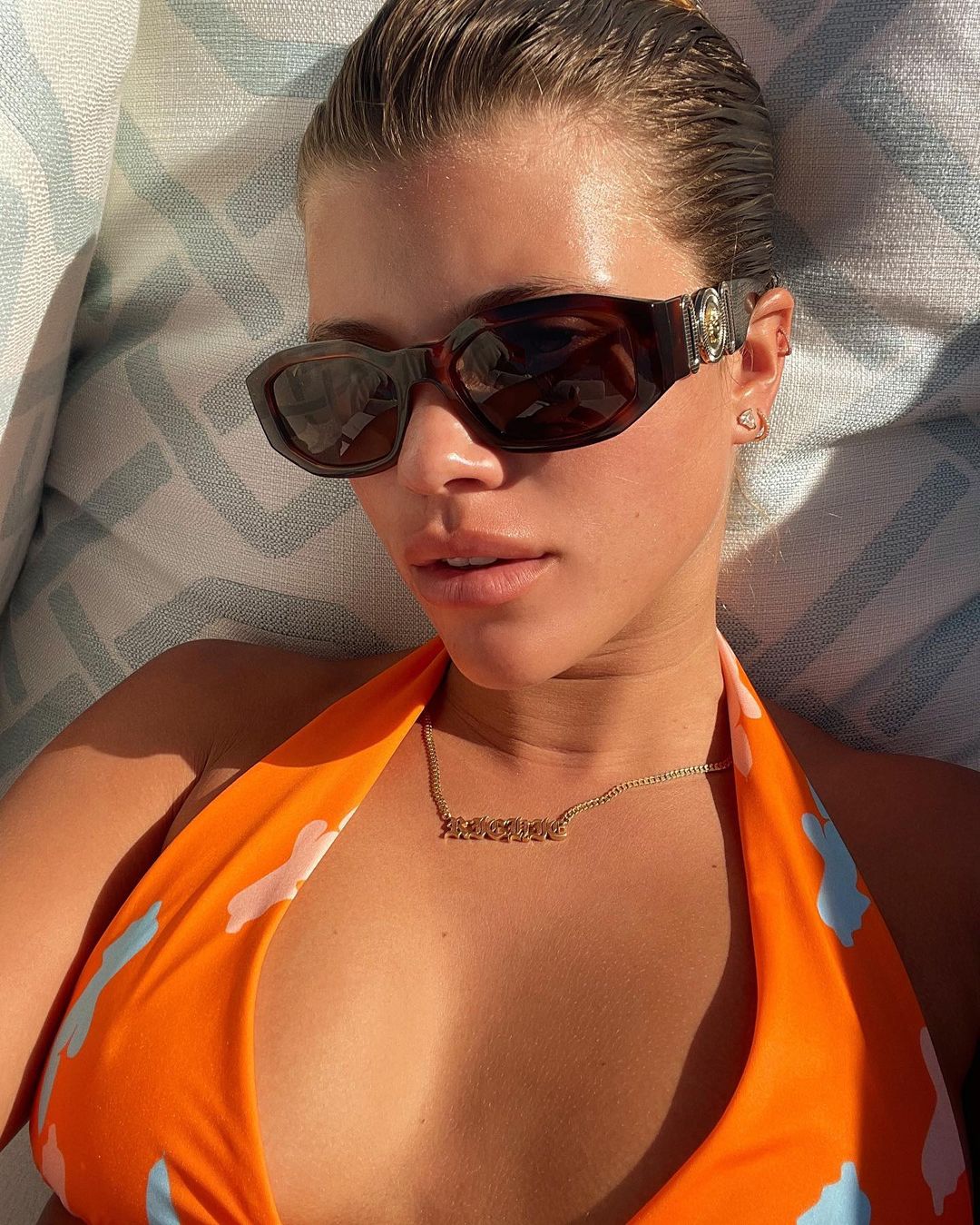 Sofia Richie and Her Mom Lay Out Before Her Big Day! - Photo 23