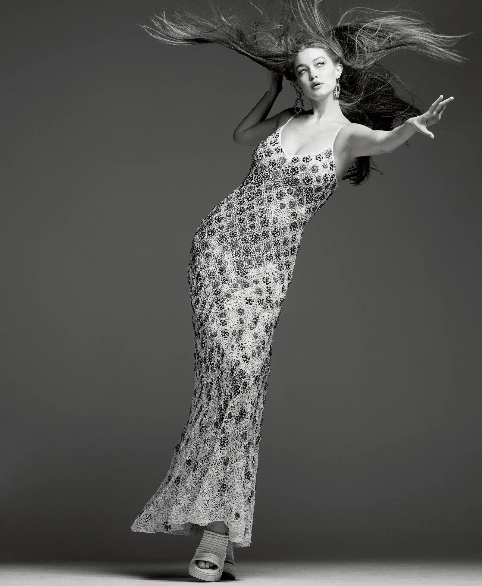 Gigi Hadid est de retour dans Vogue! - Photo 4