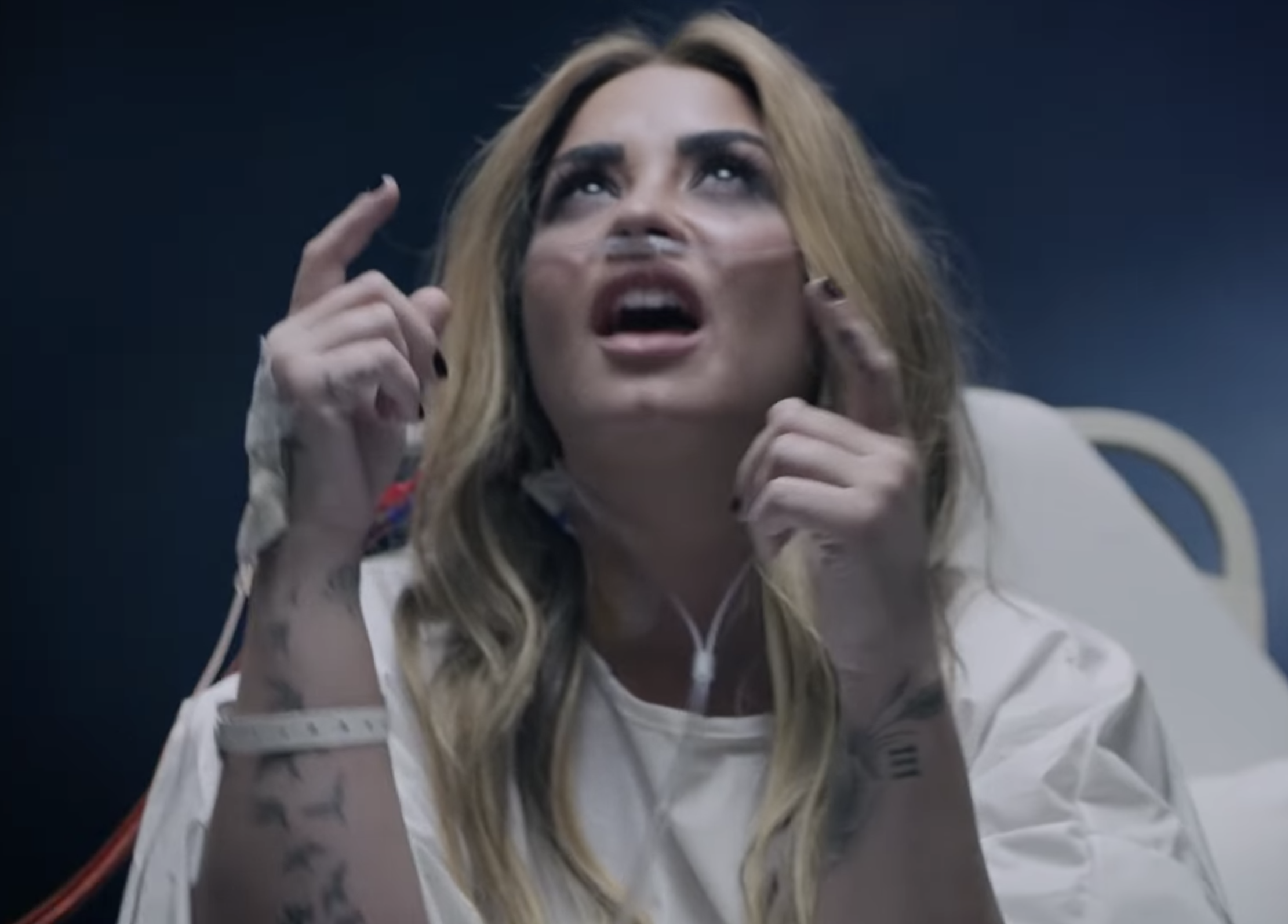 Photos n°18 : Demi Lovato Confirms New “Scream” Single!
