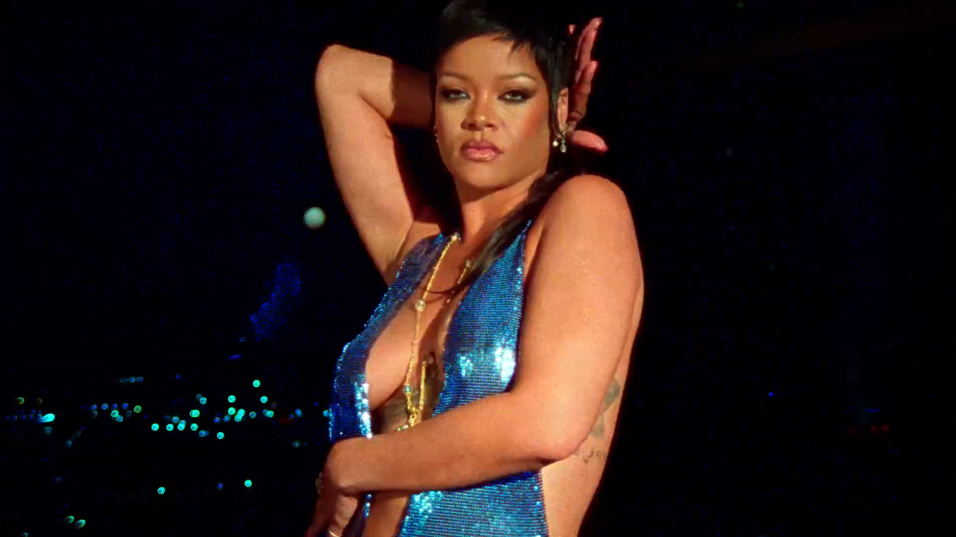 FOTOS Rihanna se roba el show! - Photo 35