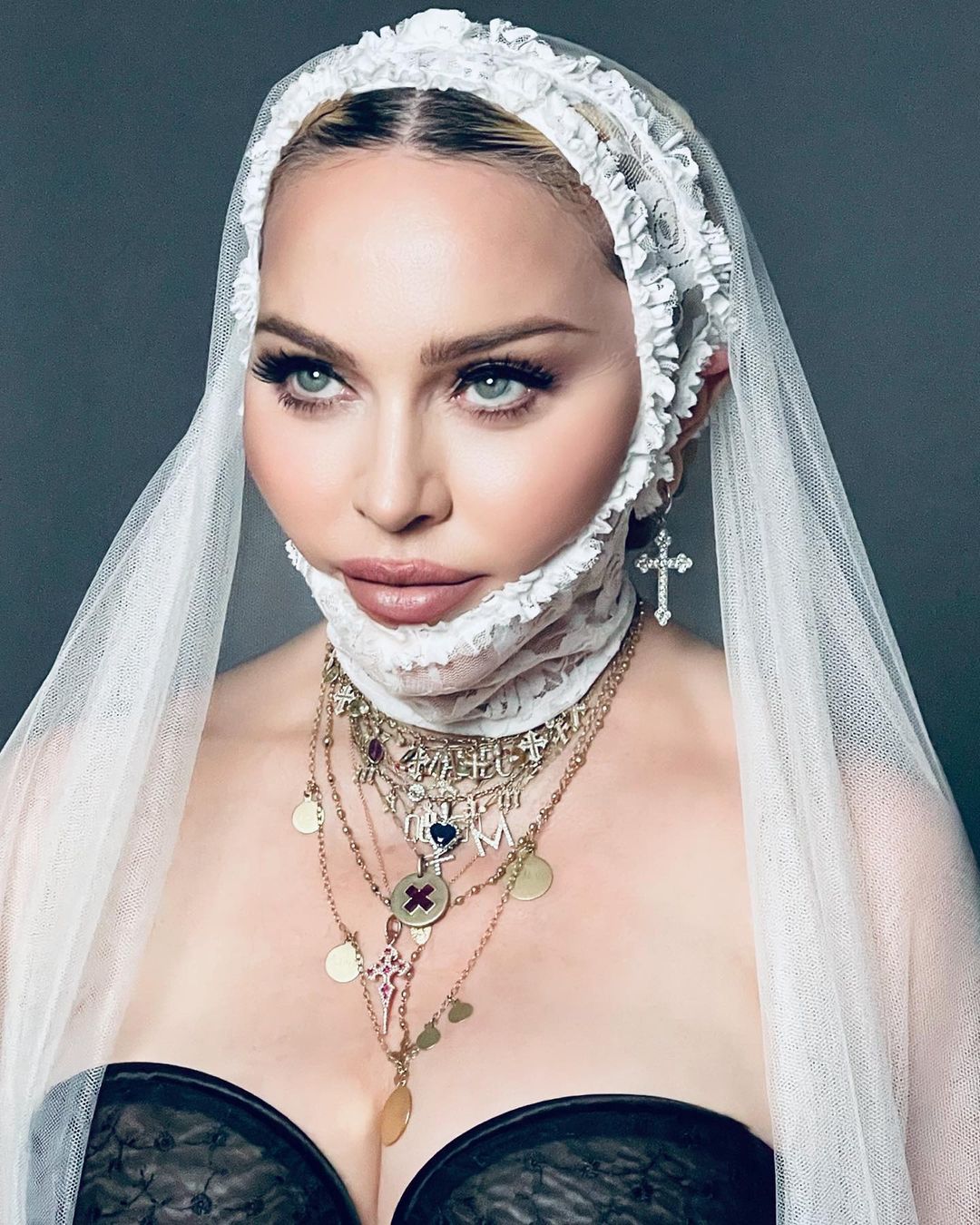 Madonna is The Bride! - Photo 13