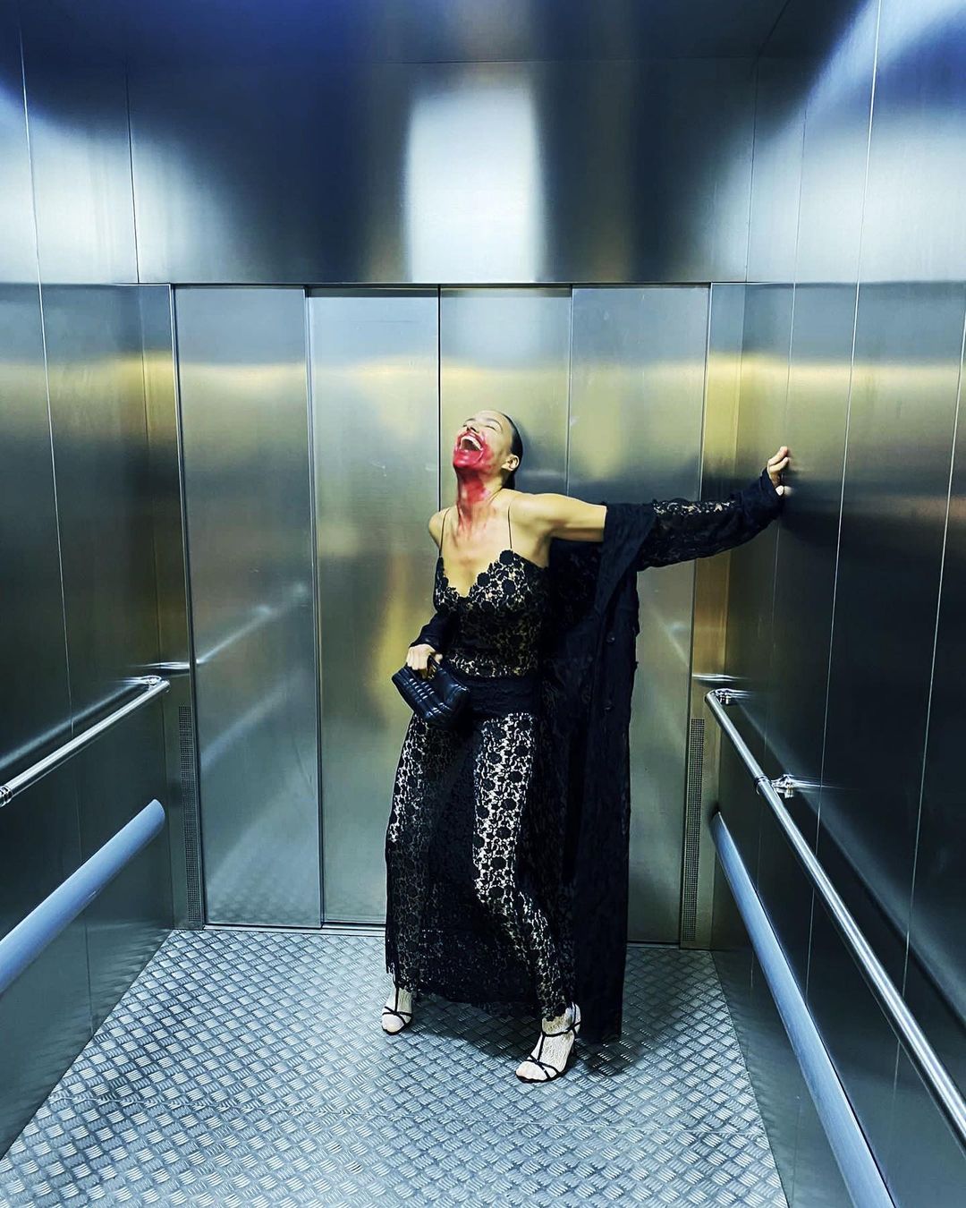 Fotos n°38 : Irina Shayk va punk por Vivienne Westwood!
