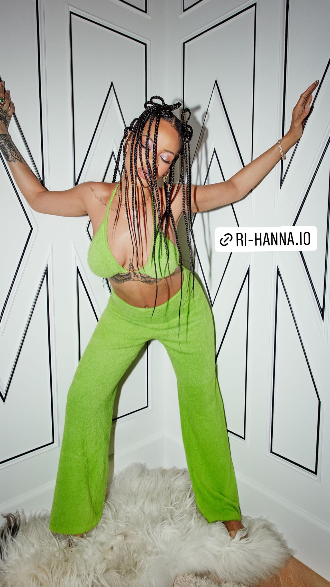 Rihanna vole la vedette ! - Photo 17