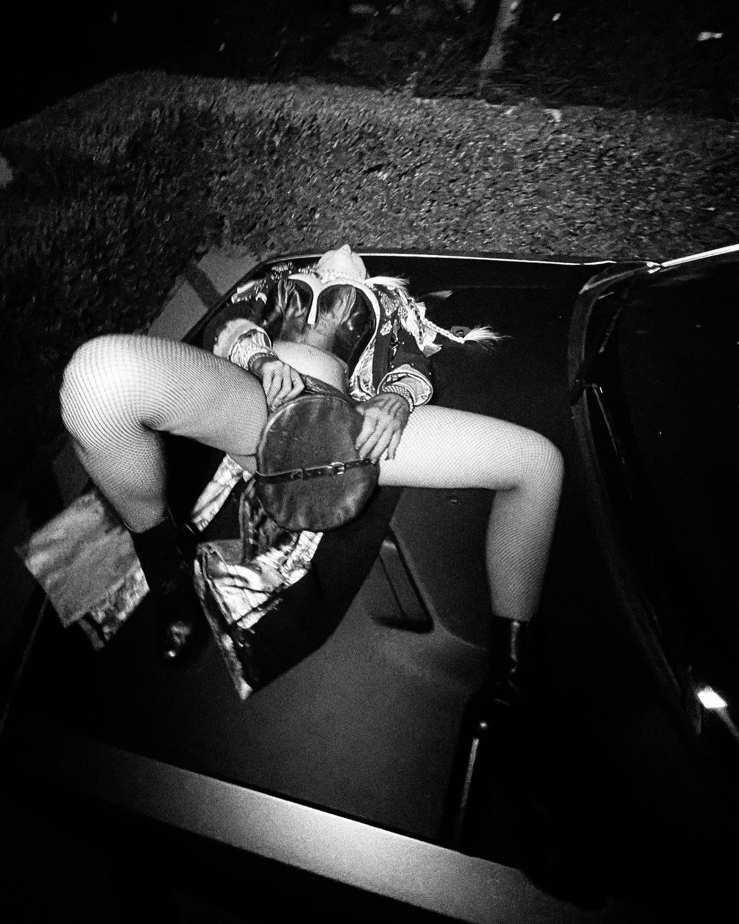 FOTOS Madonna ama su auto! - Photo 1