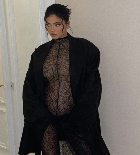 PHOTOS Kylie Jenner?s See Through Look  la Fashion Week de Paris ! - Photo 5