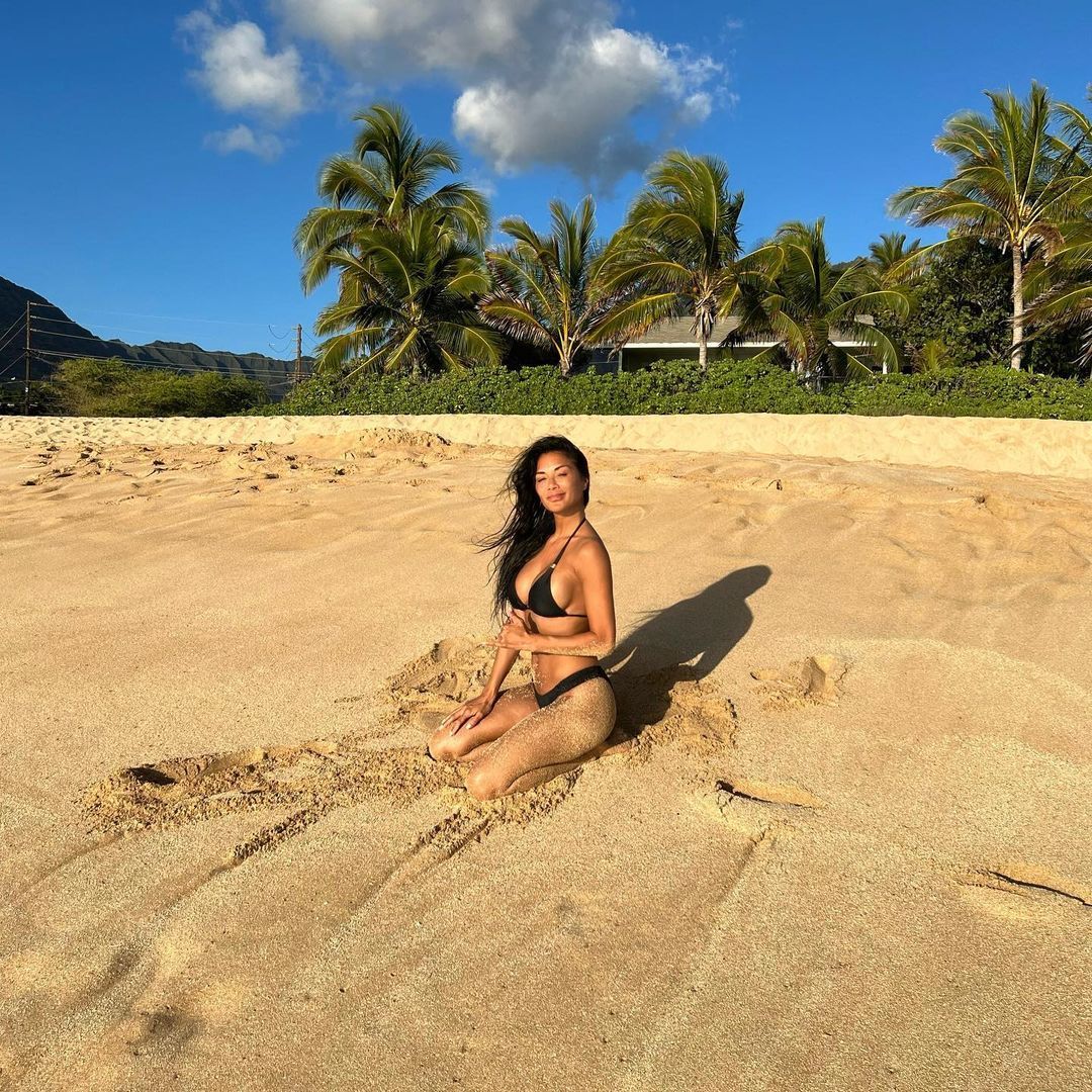 Nicole Scherzinger Heads to Hawaii! - Photo 1