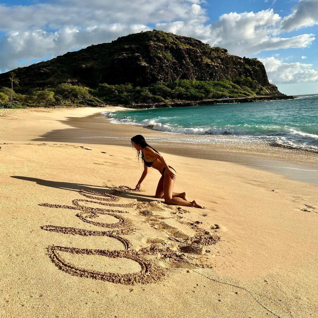 PHOTOS Nicole Scherzinger se dirige vers Hawaï !