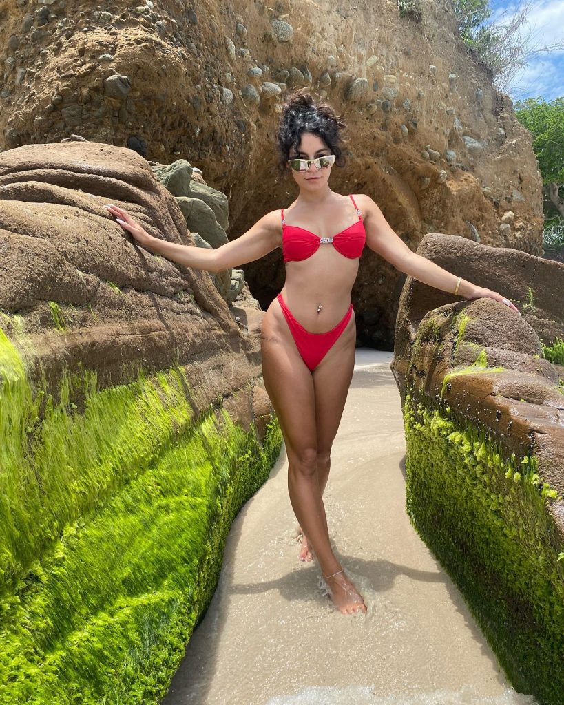 Vanessa Hudgens Red Hot Beach Pics!