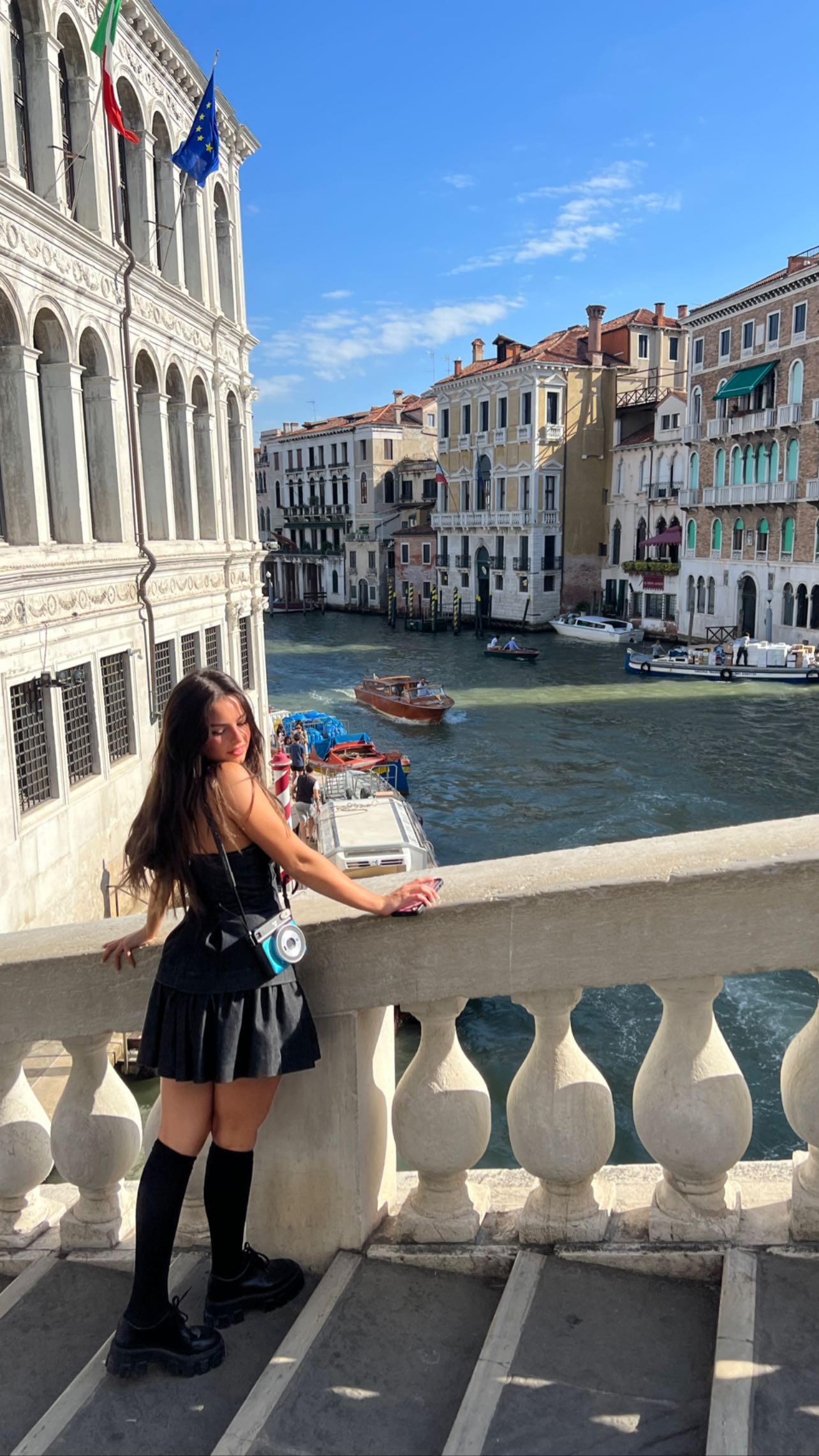 Addison Rae is in Venice! - Photo 2