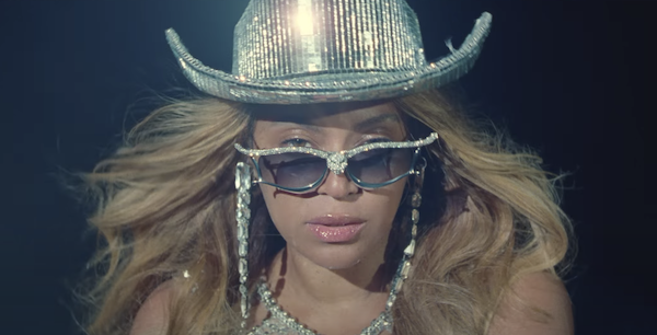 Beyonce Drops a Teaser for Her Upcoming ‘I’M THAT GIRL’ Music Video! - Photo 4