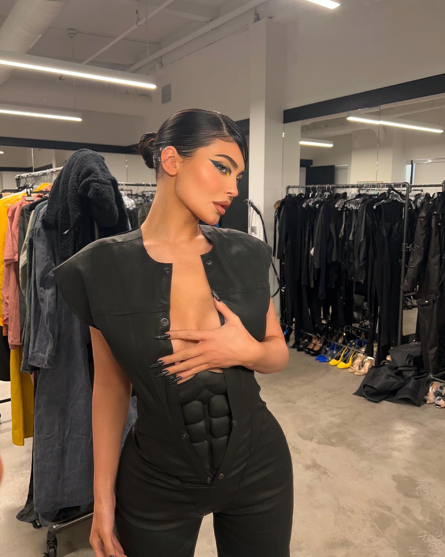 Kylie Jenner Shares Thirst Trap While Cheating Rumors Swirl! - Photo 10