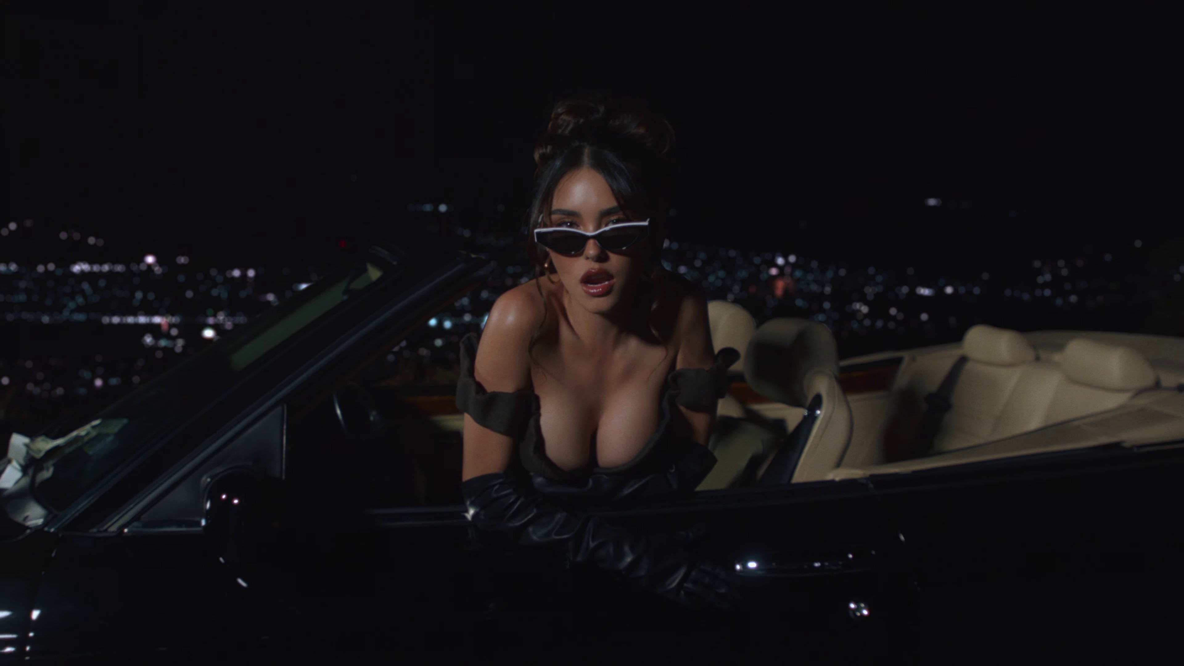 Madison Beer Tries Her Hand at Poker in New Music Video! - Photo 1