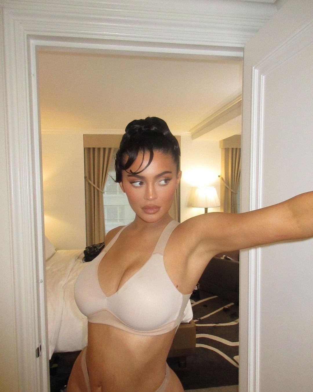 PHOTOS Le look latex de Kylie Jenner à Paris ! - Photo 60