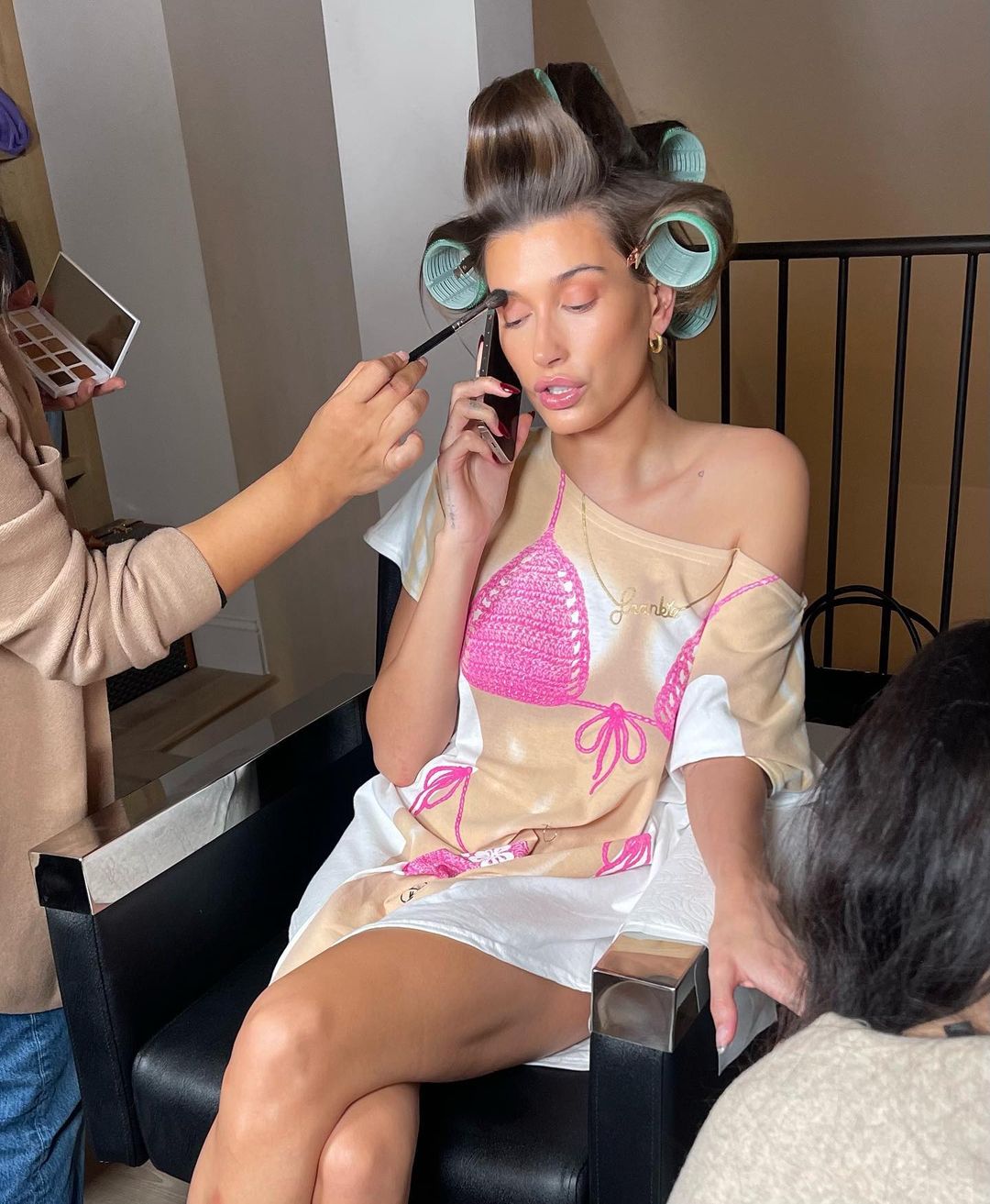 Hailey Bieber is Ready for Summer! - Photo 32