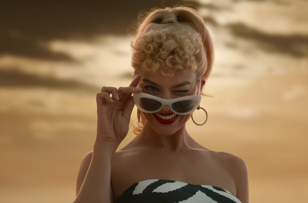 Photos n°7 : A New Look At Margot Robbie as Barbie in New Teaser!