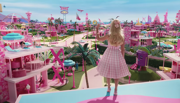 Photos n°5 : A New Look At Margot Robbie as Barbie in New Teaser!