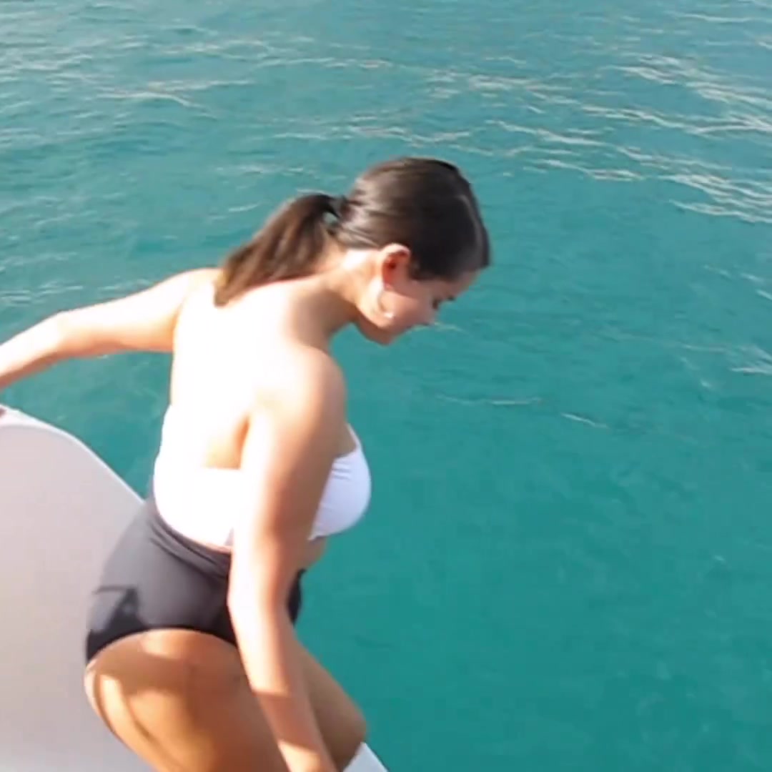 Selena Gomez Rocks the Boat in a Pink Bikini! - Photo 67