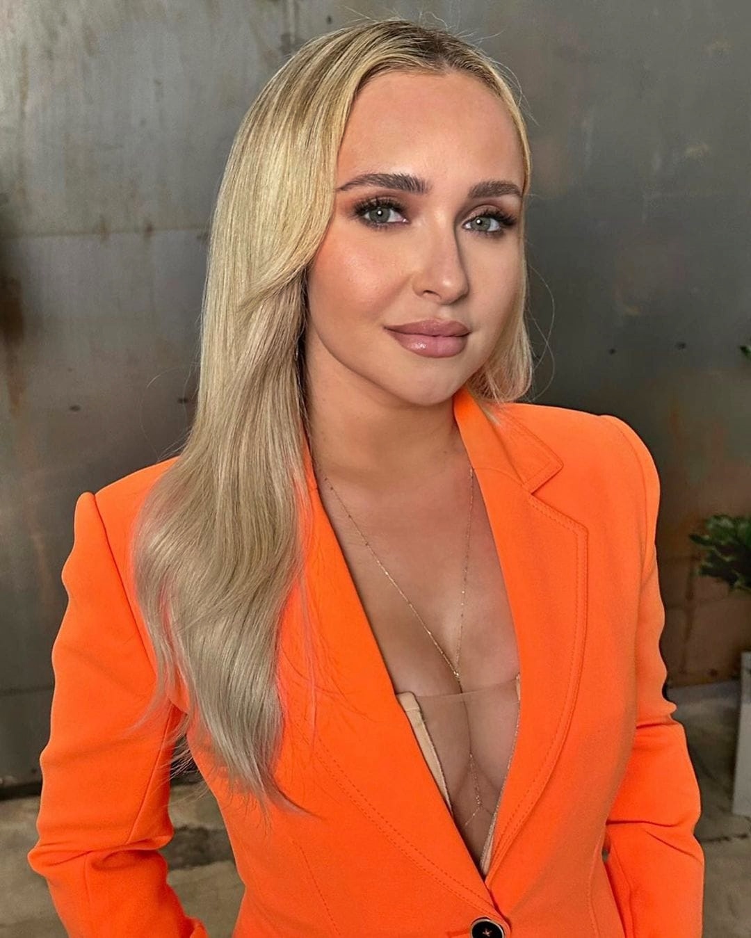 Orange You Glad to See Hayden Panettiere in The New SCREAM Trailer! - Photo 1
