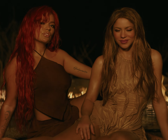 PHOTOS Shakira et Karol G servent Truman Show Realness dans un nouveau clip vidéo! - Photo 24