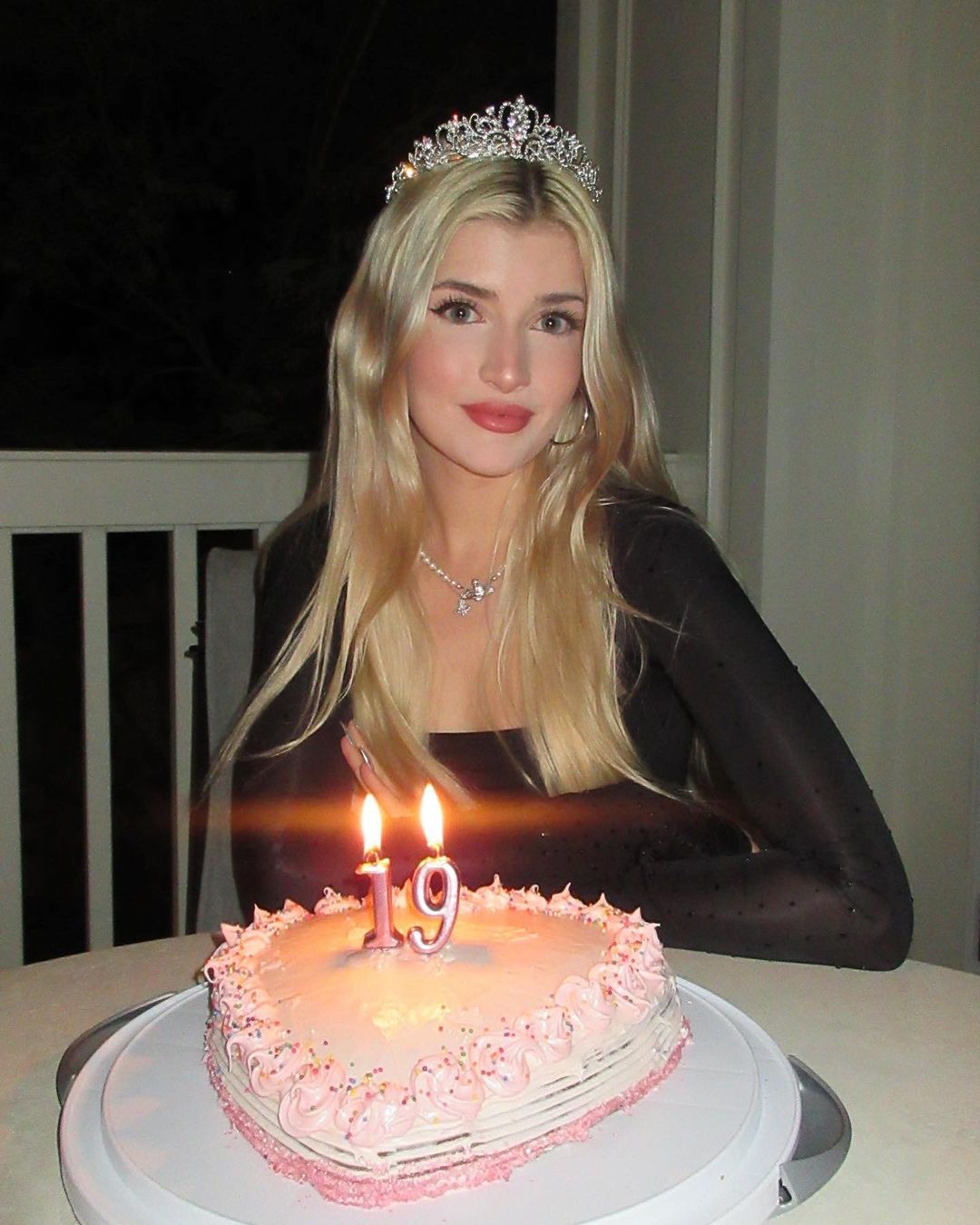 Photos n°2 : Sami Sheen Turns 19!