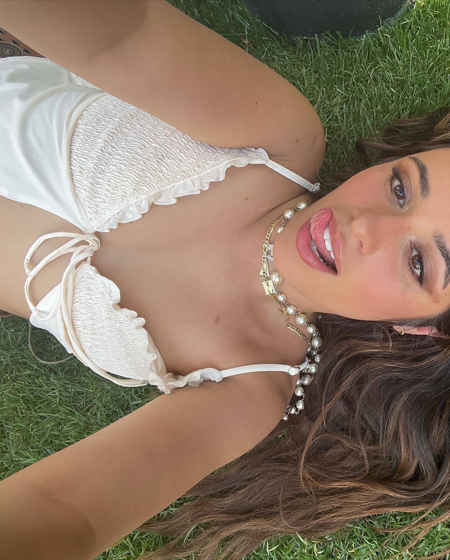 Le selfie en bikini de Camila Cabello ! - Photo 1