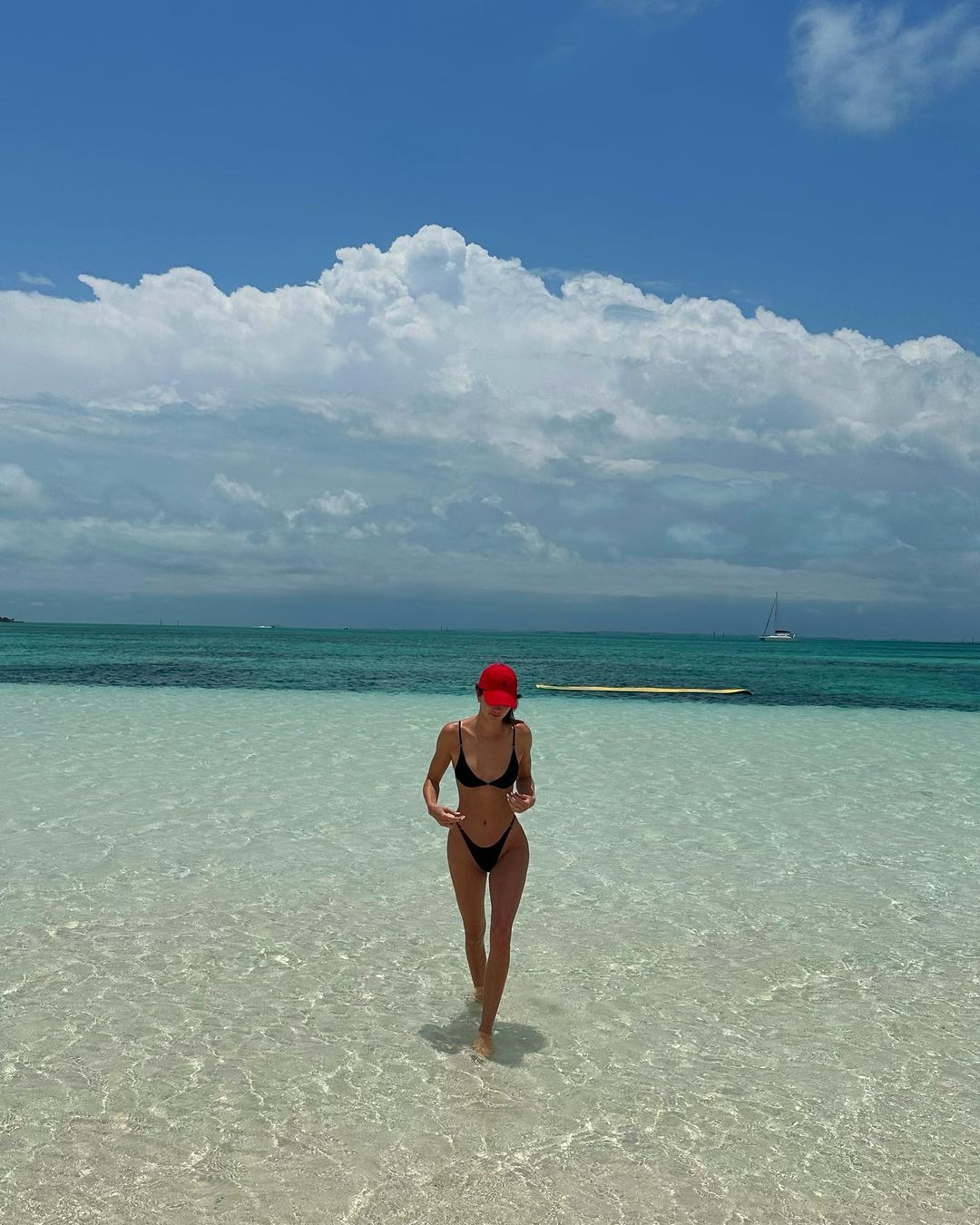 Photo n°3 : La vie est une plage pour Kendall Jenner!