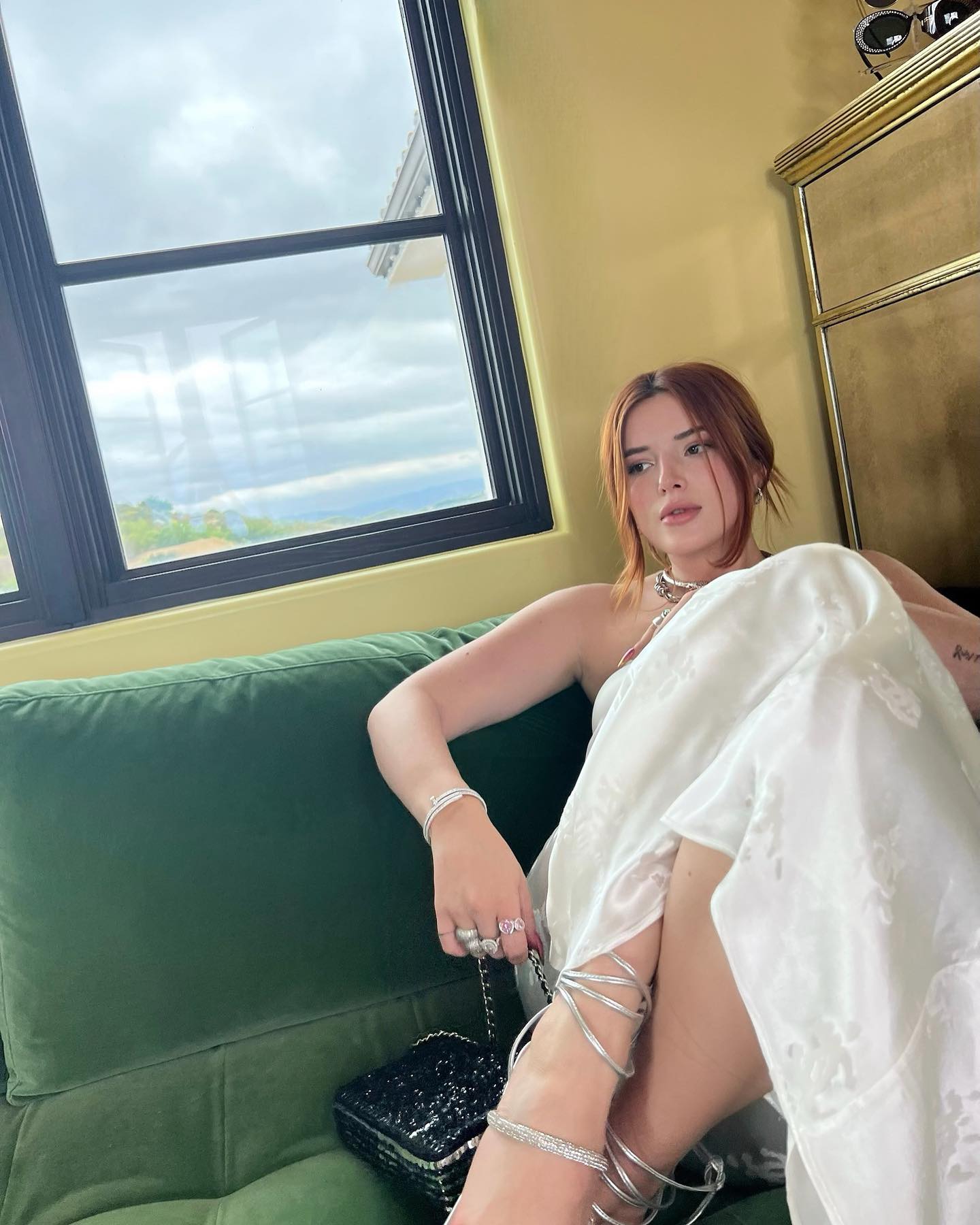 Bella Thorne is a Bride in White! - Photo 2