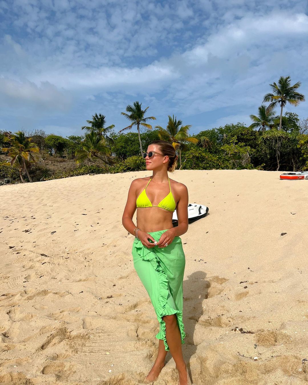 Sofia Richie’s Vacation Continues!