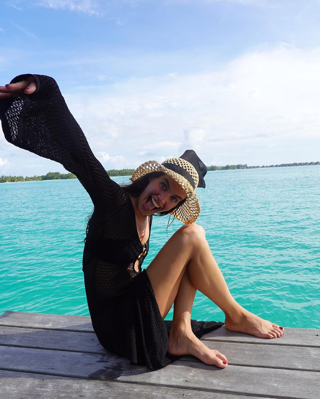 Photos n°3 : Sara Sampaio’s Bikini in Bora Bora!