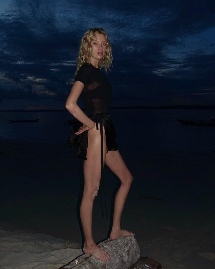 Stella Maxwell Catches the Sunset In Indonesia!