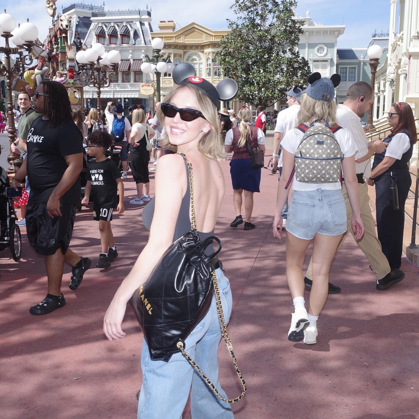 Sydney Sweeney’s Day at Disney! - Photo 9